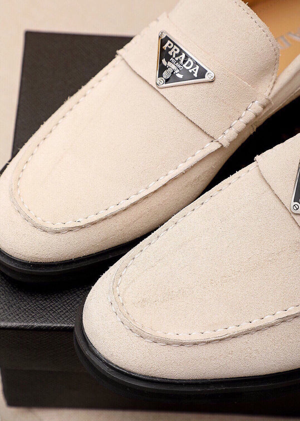 PRA LOAFER IN WHITE CREAM SUEDE