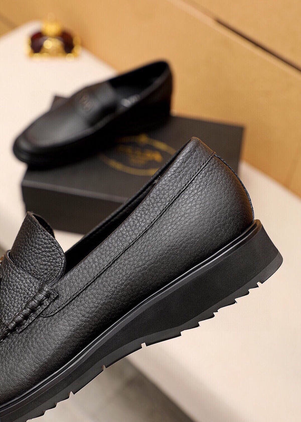 PRA LOAFER IN SIENNA BROWN GRAINED CALFSKIN