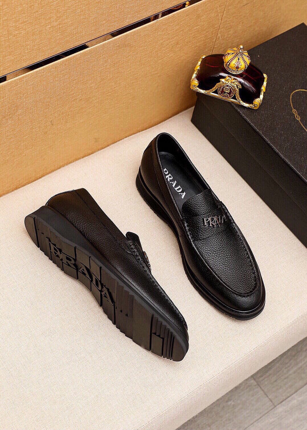 PRA LOAFER IN BLACK GRAINED CALFSKIN
