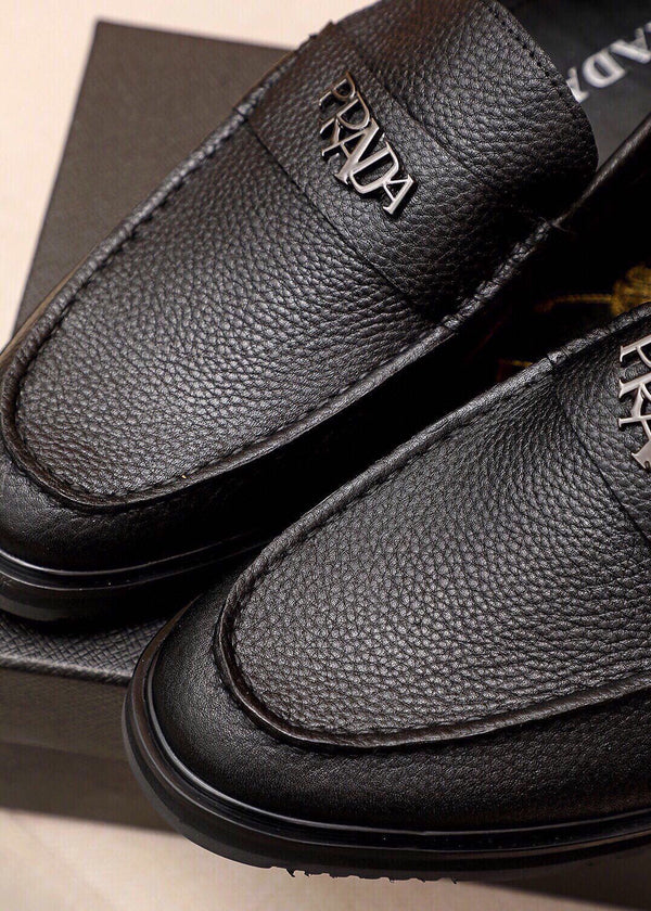 PRA LOAFER IN BLACK GRAINED CALFSKIN