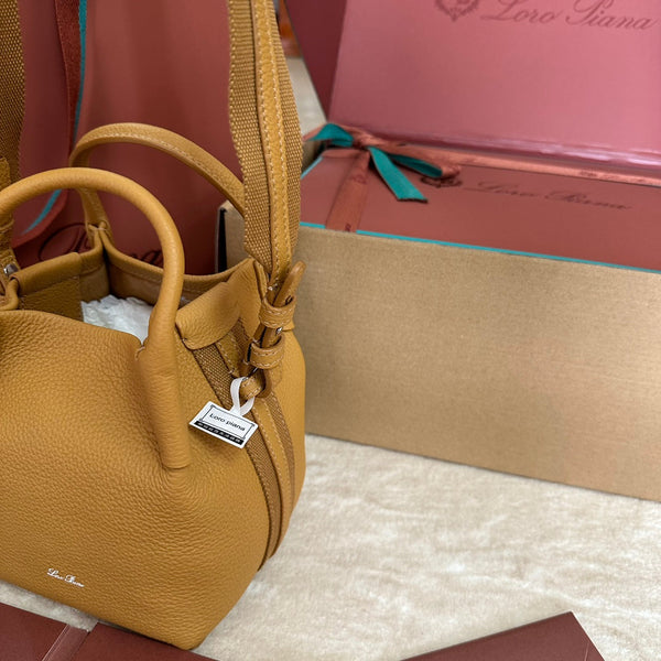 BORSA MICRO BALE IN PELLE DI VITELLO GIALLO SENAPE