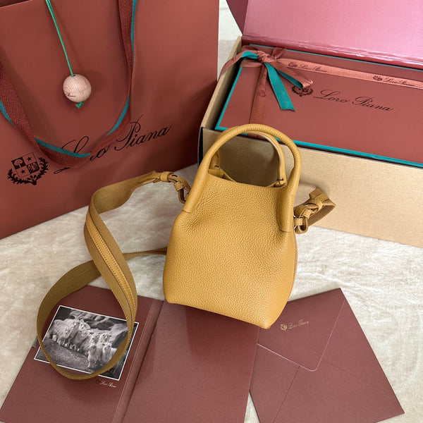 BORSA MICRO BALE IN PELLE DI VITELLO GIALLO SENAPE