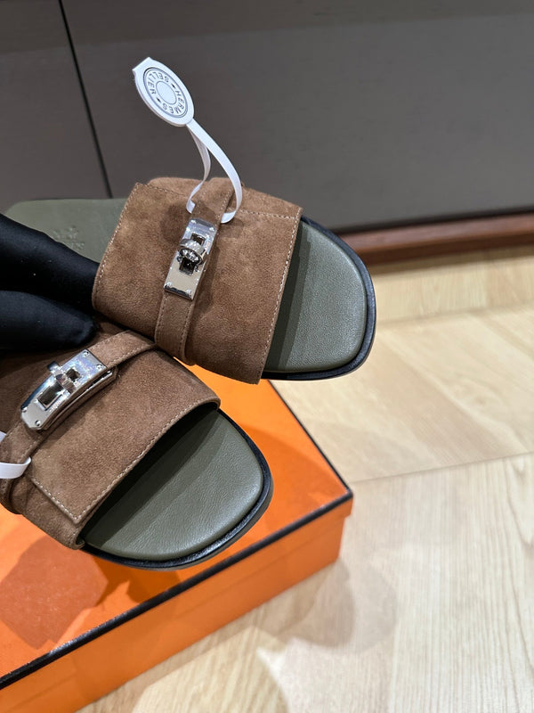 GABRIEL SANDAL LIGHT BROWN SUEDE