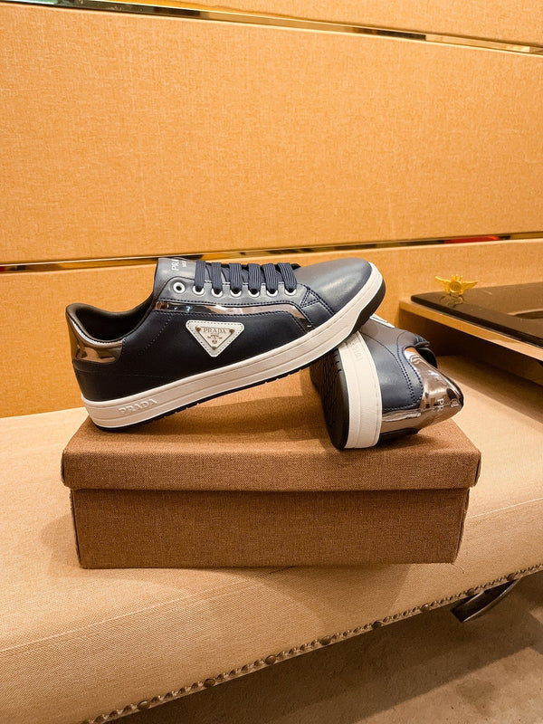 PRA SNEAKER IN NAVY BLUE CALFSKIN WITH GLOSSY GOLDEN