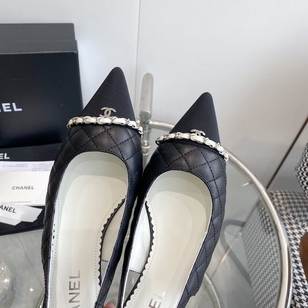 cc slingback pumps 45 black quilted lambskin black grosgrain pointed toe 582849