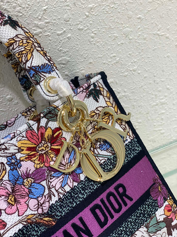 medium lay 24 purple white embroidery