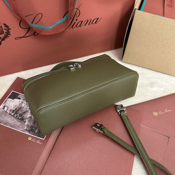 EXTRA POCKET L19 IN OLIVE GREEN CALFSKIN WITH SILVER HARDWARE