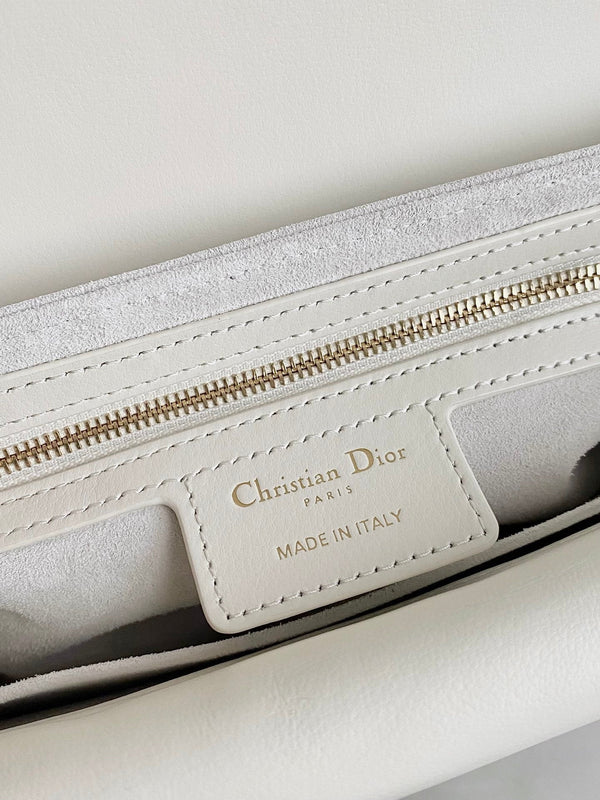 BORSA MINI JOLIE 22 IN PELLE DI VITELLO BIANCA