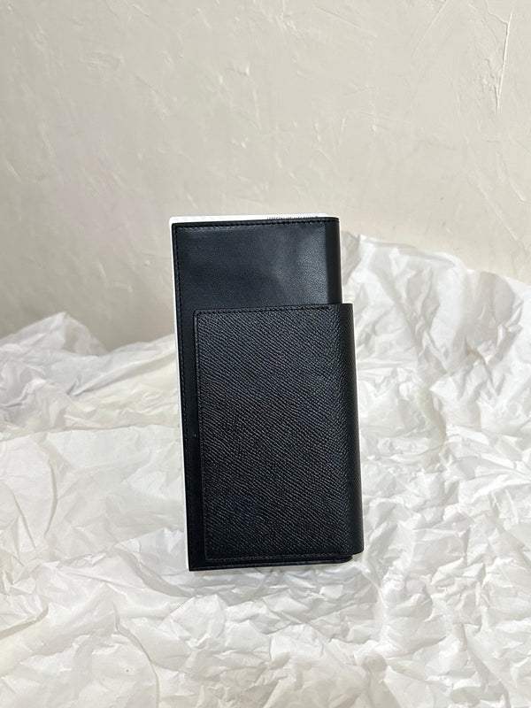 PASSPORT HOLDER 21 IN BLACK CALFSKIN