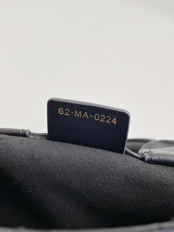 MINI BOOK TOTE 21 NERO MACROCANNAGE PELLE DI VITELLO