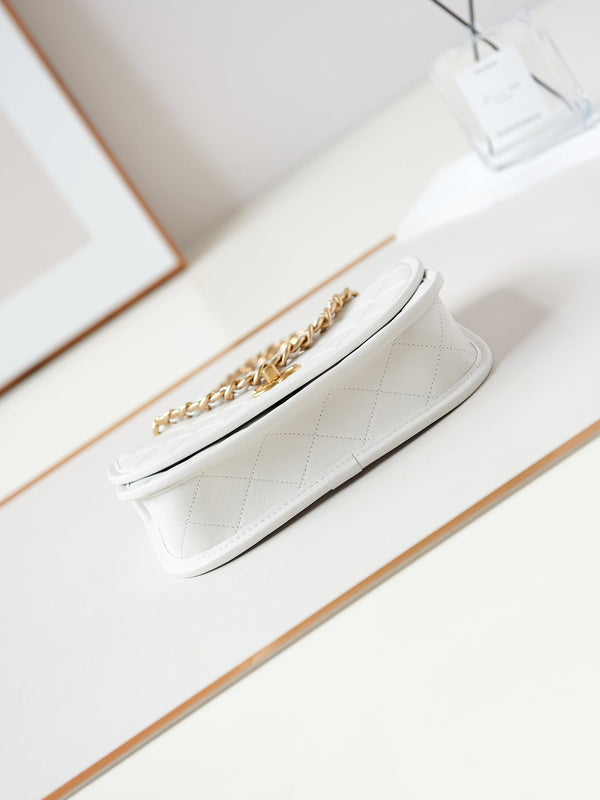 24s messenger bag 23cm white calfskin gold hardware