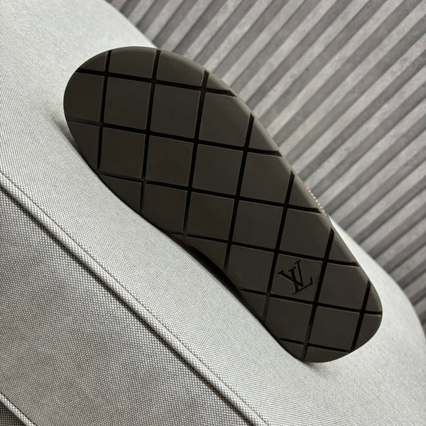 LV VENICE MULE SANDALS CARAMEL BROWN