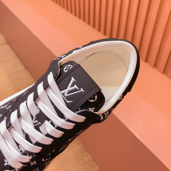 LV TRAINER SNEAKER IN BLACK MONOGRAM CALFSKIN