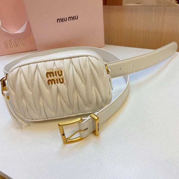 cintura bianca miu 30mm con pochette trapuntata
