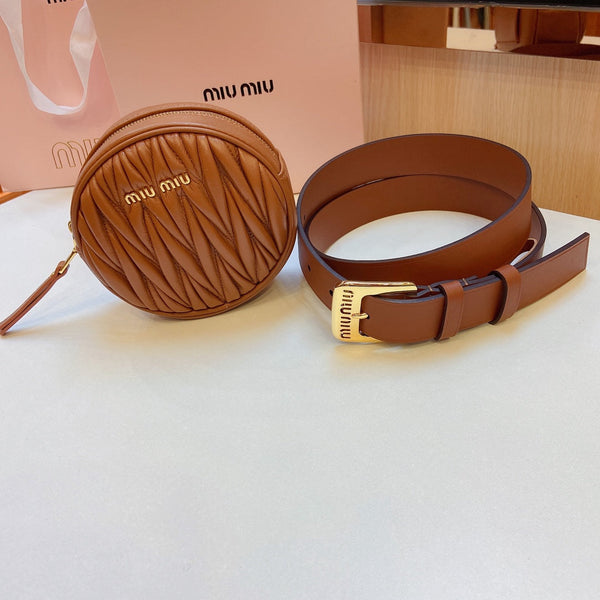 cintura miu marrone 30mm con fibbia dorata a forma di borsa trapuntata a cerchio