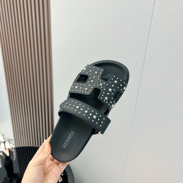 SANDALO CYPRUS IN PELLE DI VITELLO NERA SPECIALE