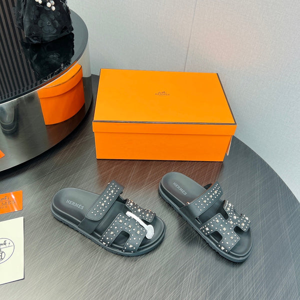 SANDALO CYPRUS IN PELLE DI VITELLO NERA SPECIALE