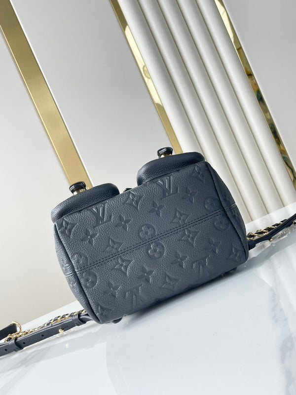 ZAINO DI RISERVA 22 IN PELLE CON STAMPA MONOGRAMMA NERA