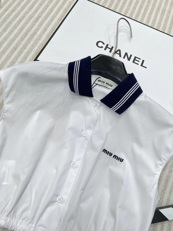 Miu sleeveless vest skirt suit