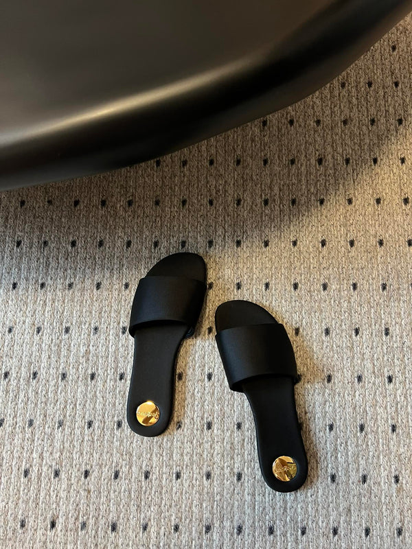 SL CARLYLE SLIPPERS BLACK SATIN