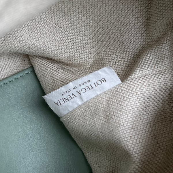 BV Loop Top Handle 19cm Pelle di agnello color salvia