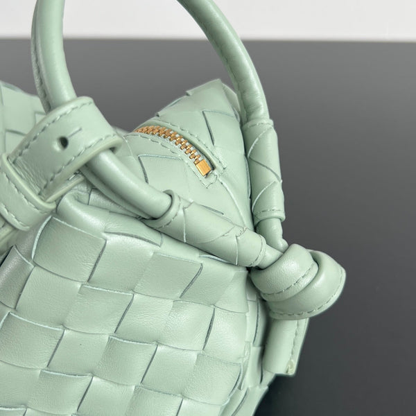 BV Loop Top Handle 19cm Pelle di agnello color salvia