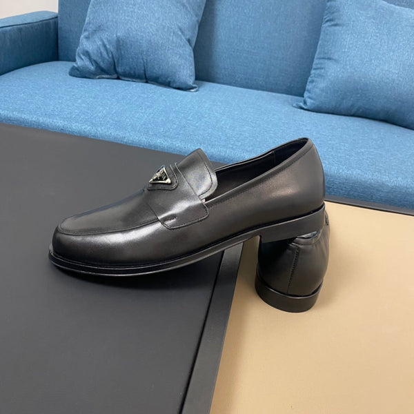 MOCASSINO PRA IN PELLE LISCIA NERA