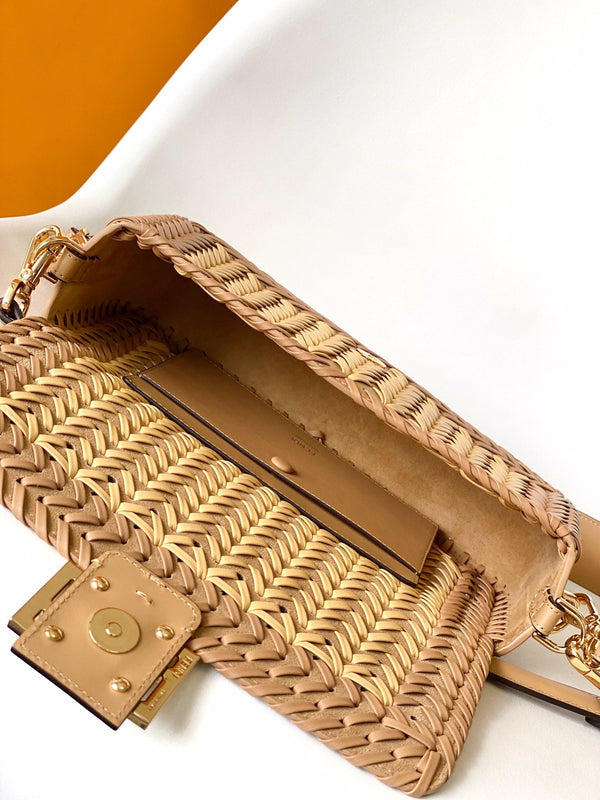 Fend Baguette 27 Bag Brown Beige Sand interlaced leather Ghw