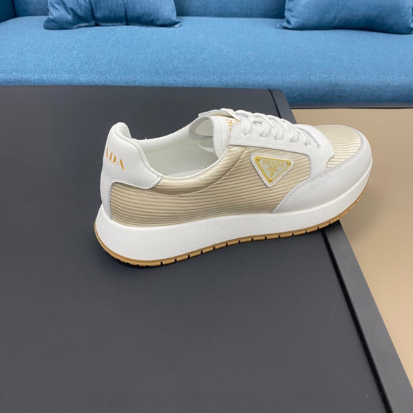 PRA SNEAKER IN WHITE CALFSKIN AND GOLD FABRIC WITH GOLDEN LOGO