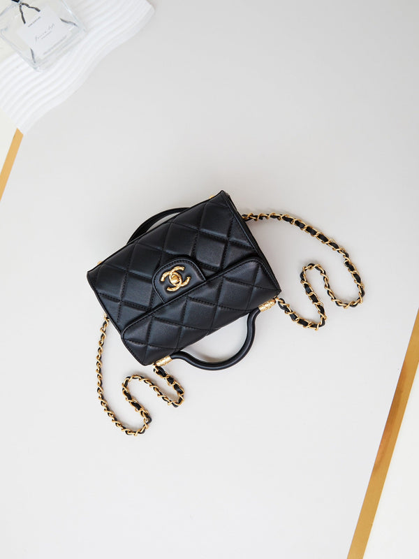 Borsa con patta 24a con manico superiore, 18 cm, pelle di agnello nera, hardware dorato