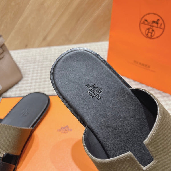 HM Izmir Sandals Black Etoupe Lambskin 294941