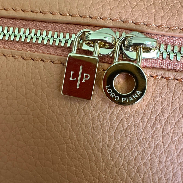 EXTRA POCKET L19 IN MANGO ORANGE GRAINED CALFSKIN WITH GOLD HARDWARE