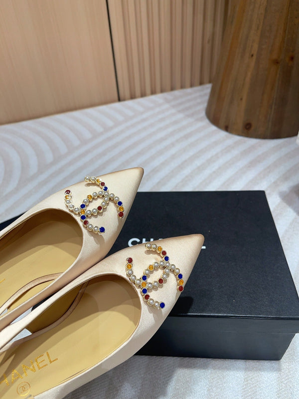 CC SLINGBACKS ALTI IN RASO CREMA BEIGE E PELLE DI AGNELLO