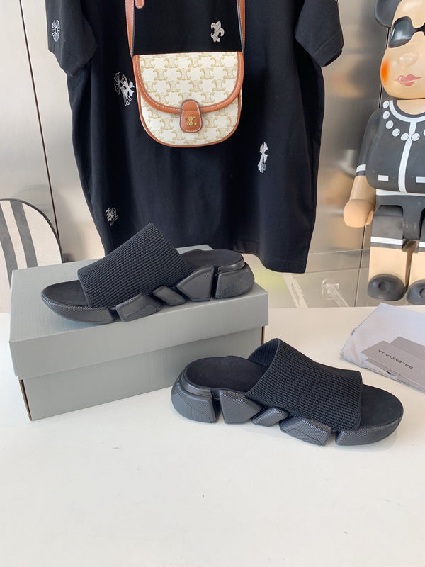 SPEED 2.0 SLIDE SANDAL IN BLACK RECYCLED KNIT AND BLACK SOLE