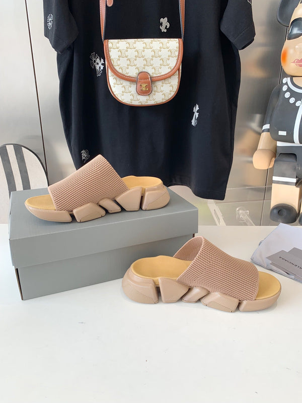 SPEED 2.0 SLIDE SANDAL IN BEIGE RECYCLED KNIT