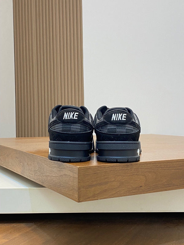 AIR TRAINER IN BLACK DAMIER CALFSKIN