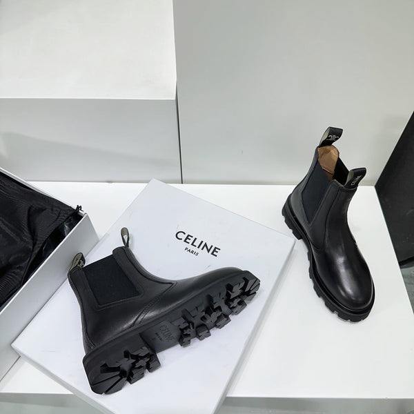 Celin Magaret Chelsea Boot Black Calfskin