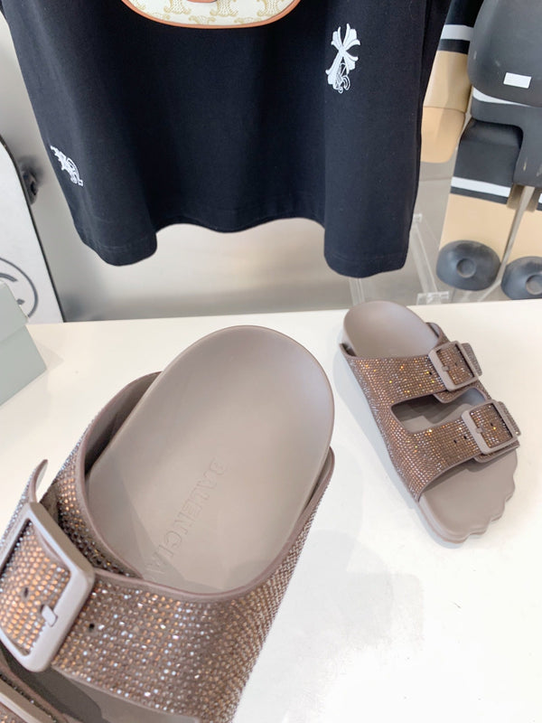 BIRKENSTOCK SLIPPERS ATTACHED RHINESTONES IN BROWN CALFSKIN