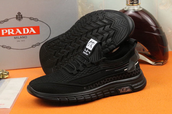 PRA SNEAKER IN BLACK BREATHABLE FLYKNIT STRETCH FABRIC