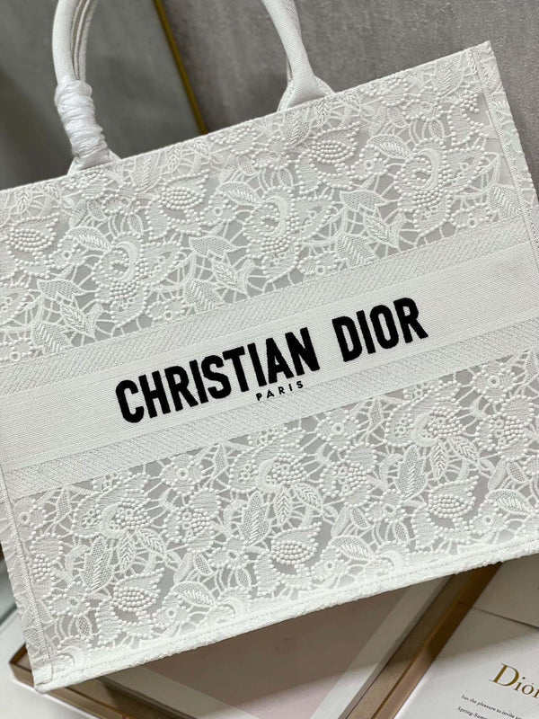 CD Mesh White Book Tote 42cm Bag Canvas 336561