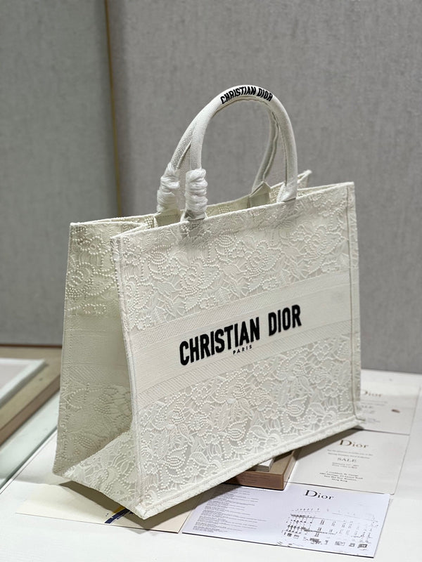 CD Mesh White Book Tote 42cm Bag Canvas 336561