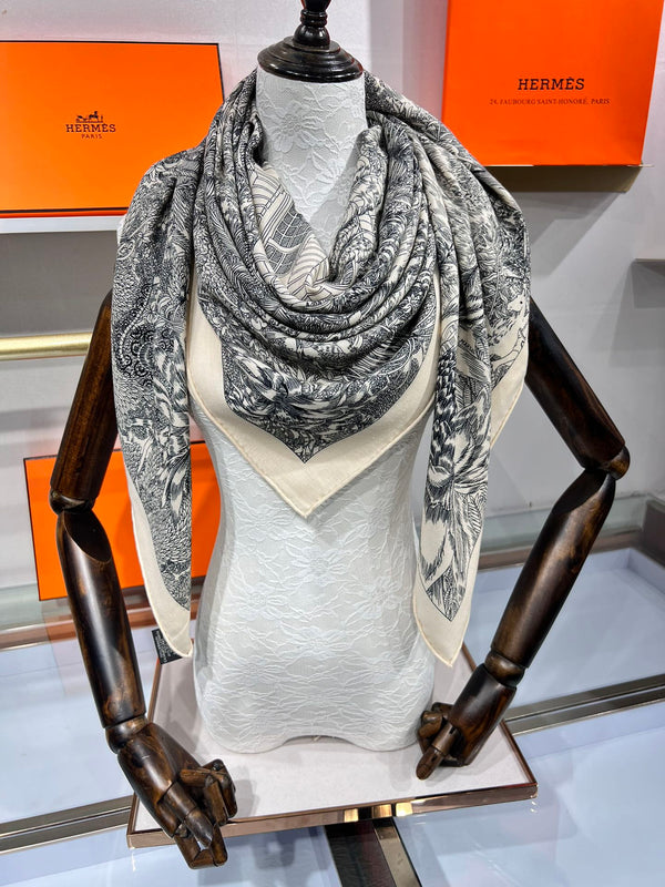 Faubourg Tropical Scarf 135 CM Black White Cashmere And Silk