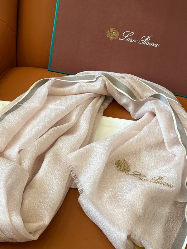 LP Quadrata Rainbow Scarf 210 CM In Light Pink Thin Silk Woven With Wool 428591