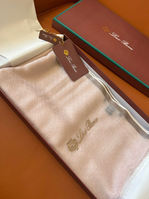 LP Quadrata Rainbow Scarf 210 CM In Light Pink Thin Silk Woven With Wool 428591