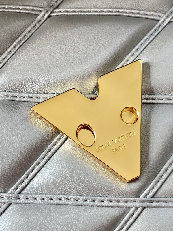 GO-14 MM 23 IN ECRUME GRIGIO PELLE DI AGNELLO TRAPUNTATA FERRAMENTA ORO