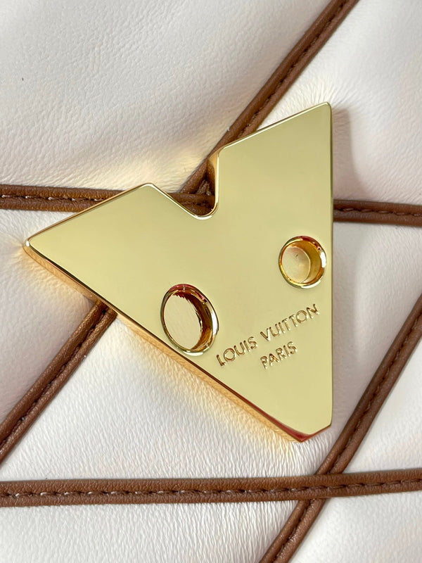 GO-14 MM 23 IN PELLE DI AGNELLO TRAPUNTATA MARRONE BIANCO CON FERRAMENTA ORO