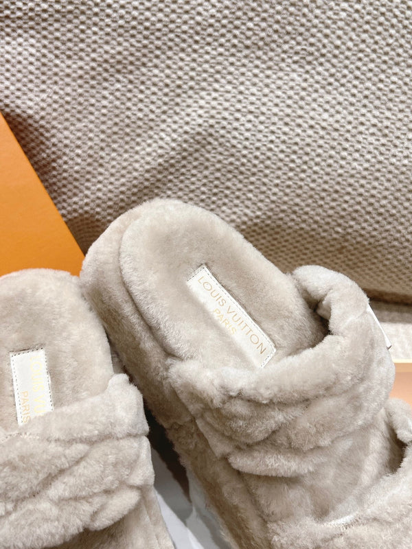 LV Sunset Platform Comfort Mule Milky Beige Wool