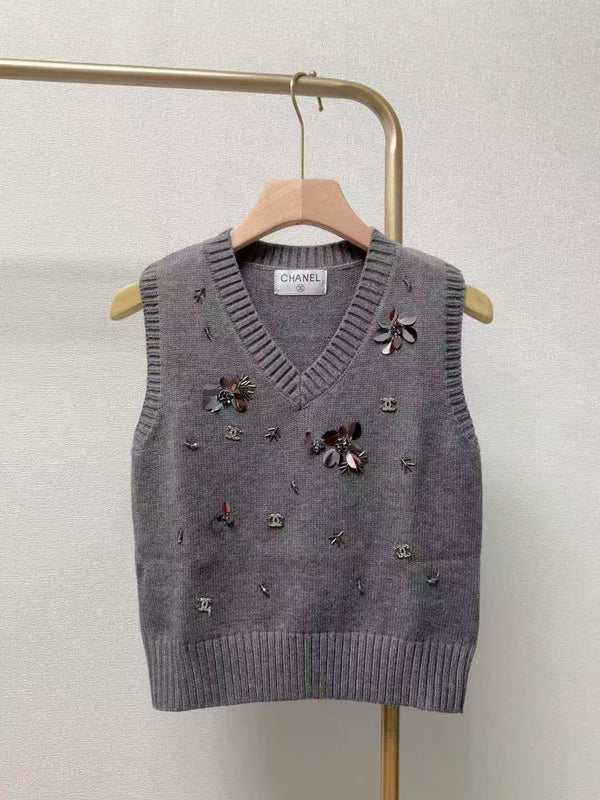 CC Sequined ribbed V-neck knitted vest