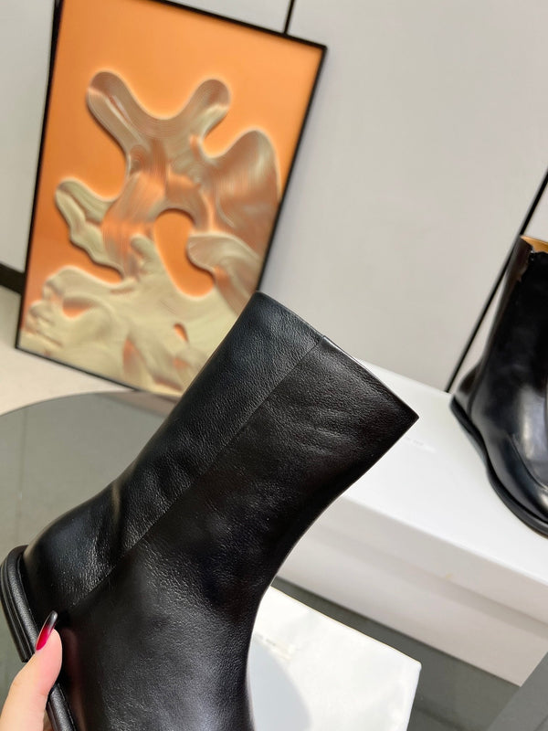 The Row Canal Boots Black Cowhide 455039