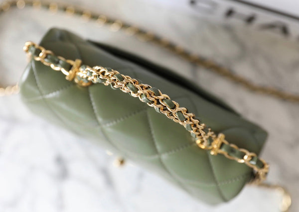 24b mini flap bag 19cm top handle green lambskin